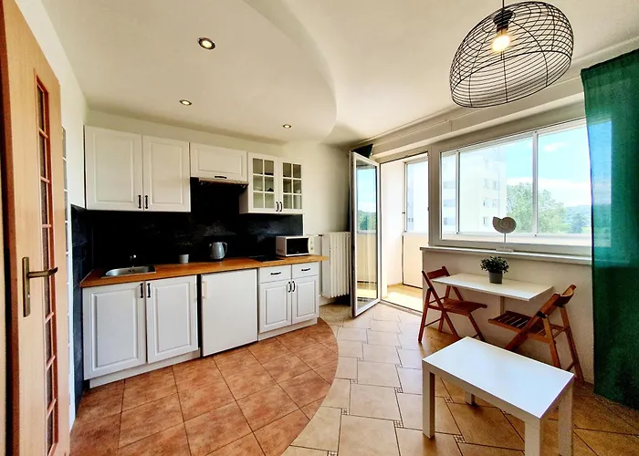 Apartment Z Balkonem Przy Ug