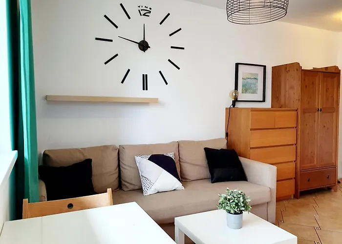 Z Balkonem Przy Ug Apartment